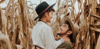 Stop Measuring The Success Of Your Relationship By The Number Of Anniversaries