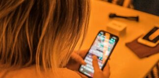 6 Things To Consider Before Seeing Someone You Met Online