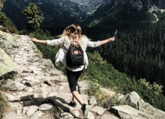 woman-hiking-solo
