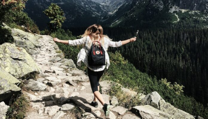 pexels-nina-uhlikova-287240 woman-hiking-solo