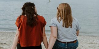 Why It’s Important To Share With Others When You’re Struggling struggling