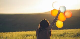 How Finding Awe In Everyday Things Can Ease Your Anxiety