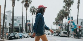 How to Improve Your Posture While Walking (Even If You’re in Pain)