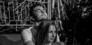 11 Subtle-But-Deadly Signs You’re Being Love-Bombed