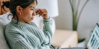 4 Online Jobs You Can Do As A Side Hustle In 2023 Woman Working Online Jobs