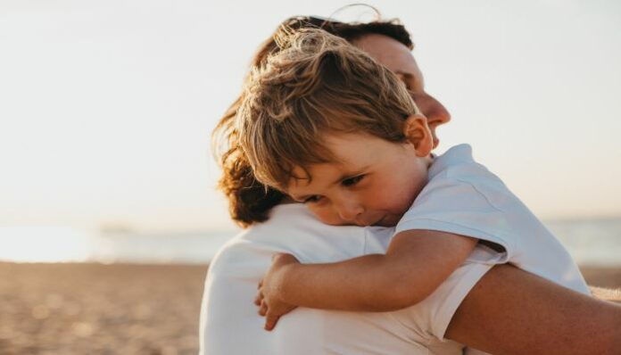 xavier-mouton-photographie-MRWHSKimBJk-unsplash children