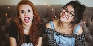 Treat Your Best Friends Like The Love Of Your Life (Because They Are)