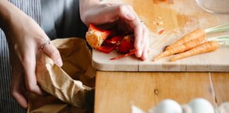 8 Hacks To Minimize Food Waste
