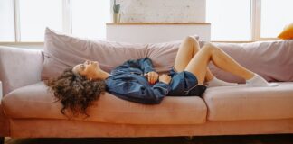 5 Ways To Handle Period Leaks In Public