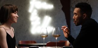 5 Obnoxious Dating Habits That Immediately Turn Men Off dating-couple