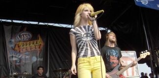 6 Lyrics About Depression From ‘After Laughter’ That Are Too Relatable paramore-depression