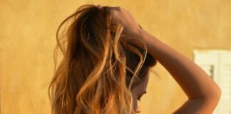 8 Unique & Easy Hairstyles You Should Try Out