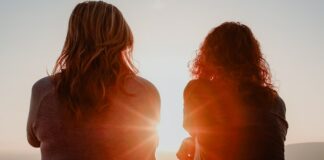 It’s OK To Grow Out Of A Long Female Friendship female-friendship-end