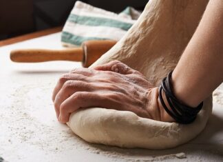 kneading-bread