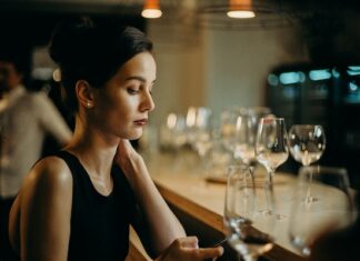 Single Woman at Bar