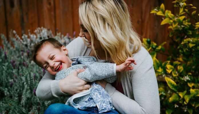 gabe-pierce-9r0sZMCPMNA-unsplash parenting