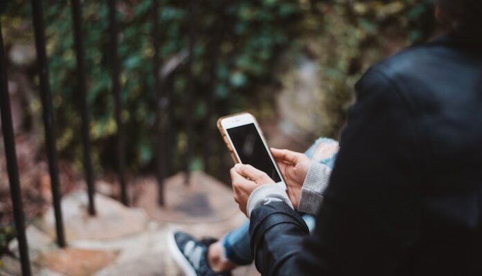 chad-madden-bTfza0M0hCE-unsplash give-back