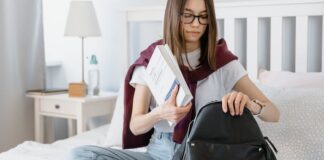 5 Tips For Navigating The Holiday Blues Holiday Blues in College