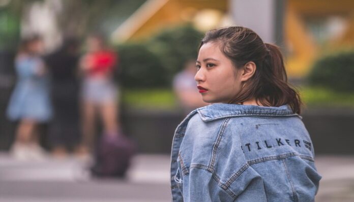 huyen-nguy-oNjR5WK1o_s-unsplash (1) troubled teen