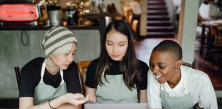 How Health Insurance Impacts Employee Retention health insurance small businesses plan review