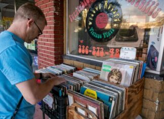 Vacation Series: How to Spend A Weekend Getaway In Deland, Florida