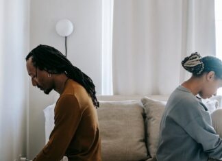 Man and Woman Going Through Divorce in Kentucky