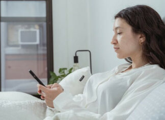 A Week of Improved Self-Care: My Experience With The Finch App Woman on Finch Self Care app