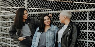 How I Stopped Giving Into Peer Pressure in My Adult Friendships peer pressure