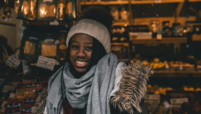 darran-shen-Q_oXnBhxVu0-unsplash Woman Wearing Parka