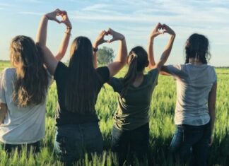 Why Platonic Friendships are as Important as Love