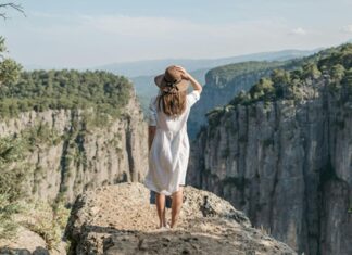 What It’s Like To Push People Away