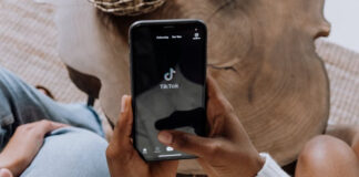 Using TikTok to Connect With Others