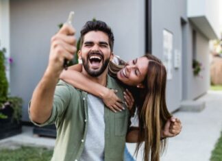 Couple Buying New Home