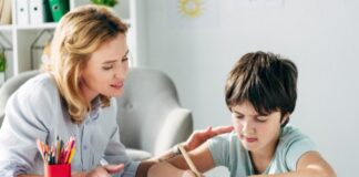 How Can You Tell If Your Child’s Struggles with Reading Are Due to Dyslexia? Child With Dyslexia Reading