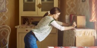 Why You Should Embrace ‘Redecorating’ Your Life Every Season redecorating