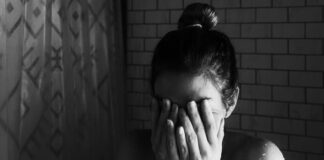 How To Recognize And Treat Panic Attacks & Disorders
