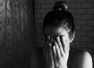 How To Recognize And Treat Panic Attacks & Disorders
