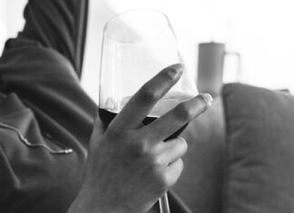 The Truth Behind Wine Culture: Why So Many Moms Secretly Struggling With Drinking Too Much