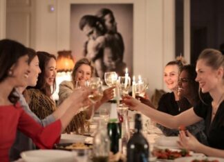 How To Host A Dinner Party When You’re Not Actually A Cook Women Enjoying a Dinner Party