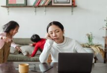 9 Daily Mantras for the Overwhelmed Working Mom