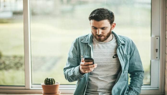thom-holmes-J2e34-1CVVs-unsplash (2) (2) dating site