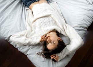 7 Things You’re Doing Before Bed That Are Ruining Your Sleep