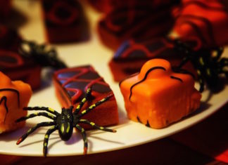 4 Scary Sweet Treats You Can Bring To Any Halloween Party