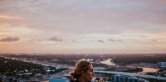 The Reality Of Being A Hopeless Romantic In A Loveless Generation
