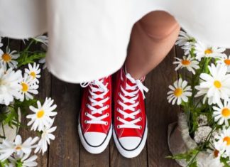How To Keep Your Mental Health In Check During Allergy Season