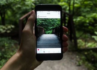 10 Social Media Addictions You Should Give Up For Lent