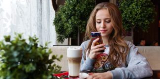 Why Putting Your Phone Away Can Help You Create Better Memories