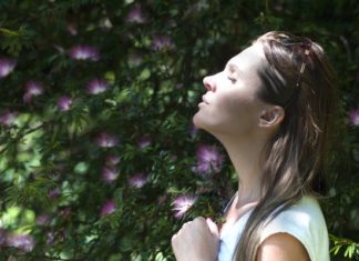 4 Signs He’s Too Afraid To Ask You Out