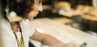 Here’s Why You Can’t Stop Texting Your Ex