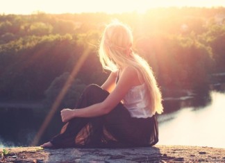 Hook Up Or Get Out: The Reason We No Longer Do Serious Dating